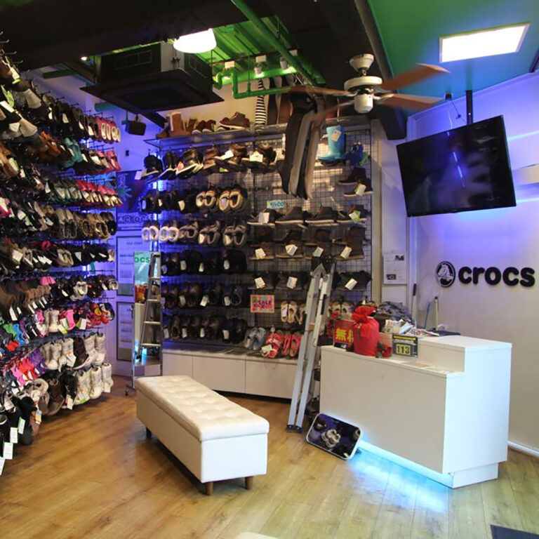 CROCS THE Crew 卡骆驰鞋专卖店