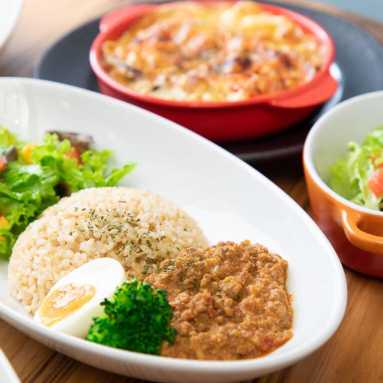 ONIYANMA CAFE&BAR （オニヤンマ　カフェアンドバー）
